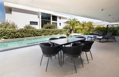 HADRIE LUXURY RESORT AND VILLAS Azimut - Photo 22