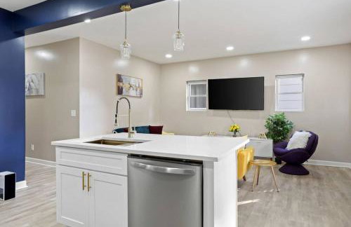 Chic Boho Retreat Near Downtown - Photo 30