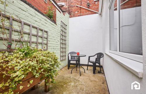 Vacant Nests The Park View Seaham Hideaway - Photo 3