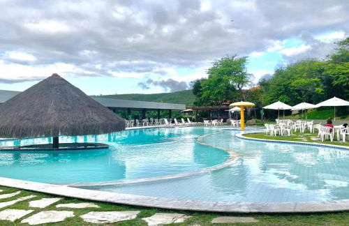 Gravatá Flat no condomínio Monte Castelo MELHOR LOCALIZAÇÃO , Wi-Fi, SKY e AR - Foto 1