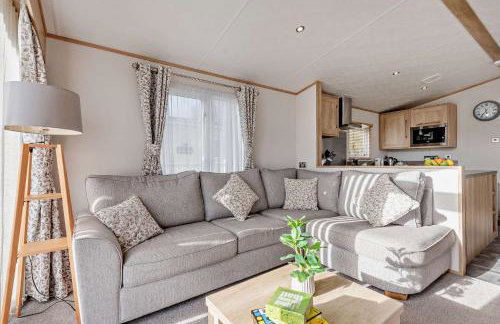 Vivian Lodge 2 Bedroom New Forest Holiday Home Hoburne Bashley - Foto 22