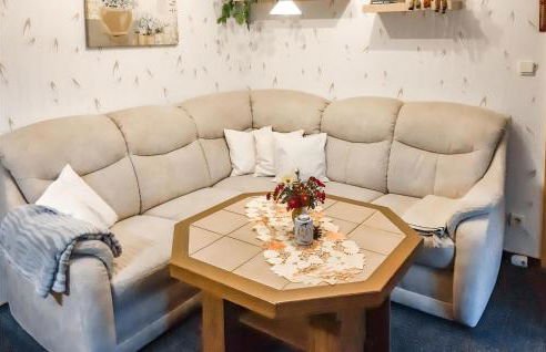 Lovely Home In Geschwenda With Wifi - Photo 2