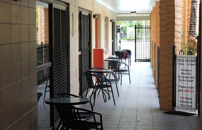 Oasis Inn Cairns - Photo 28