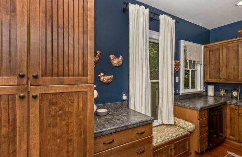 Historic Cottage in Montford Walk to Downtown - Foto 4