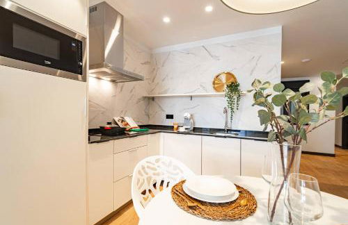 Edificio Fénix by Plaza Mayor Apartamentos - Photo 28