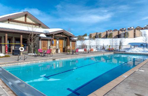 Ski-InandSki-Out Granby Ranch Retreat Pool Access! - Photo 25