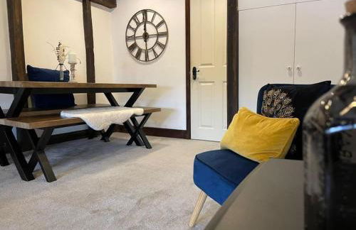 Town Centre Cottage - Photo 58