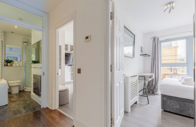 Bright 2 Bedroom Flat in Lambeth With Balcony - Foto 16