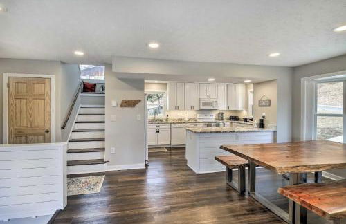 Deck and Mtn Views Fain Chalet in Kingsport - Foto 8