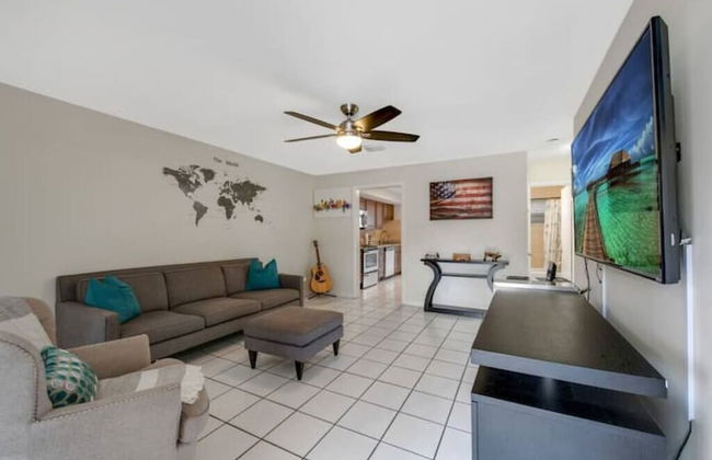 5140 Duplex in Oakland Park - Photo 9