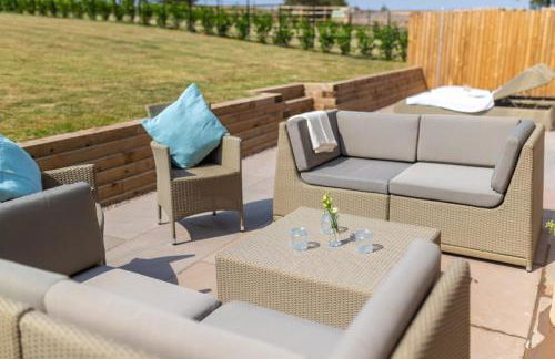 La Roche-Barn with hot tub on the Welbeck estate - Photo 18