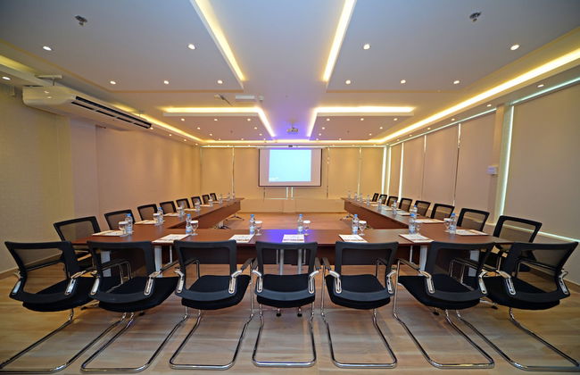 Emirates Stars Hotel Apartments Dubai - Photo 72