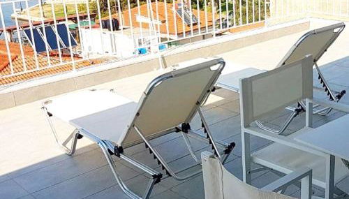 Aristotelia Gi - Panorama - Photo 4, sunbed