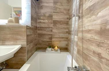 REGENCY Apartments - Zentrale 50m2 Wohnung I Balkon I Wasserblick I WiFi I Netflix - Foto 22