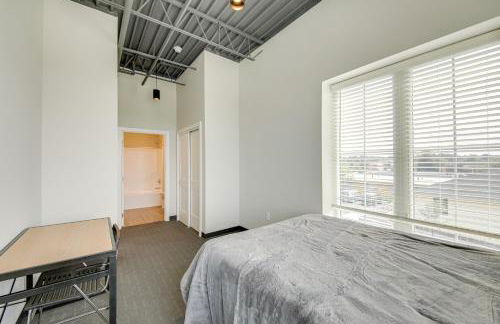 Bloomington Apartment Near Indiana University! - Photo 16