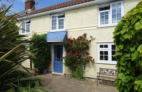 Clipper Cottage - 1874 Wrecker's home - Photo 1