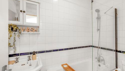 Modern 2BR Flat-Terrace-Free Parking-Rail Station - Foto 4