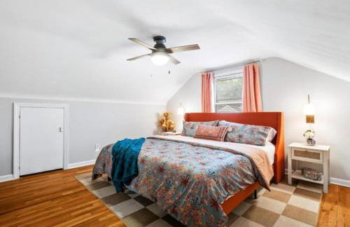 4 Bedroom Pool and Hot Tub Home Near Cleveland - Foto 49