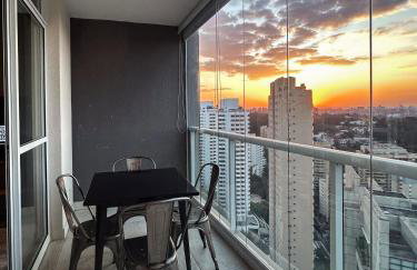 Apto no Morumbi com vista maravilhosa e uma vaga na garagem - Foto 1