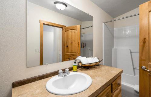 Cozy 1 bedroom in West Yellowstone, just 1 minute from Yellowstone Park! Alpine 1 - Foto 23