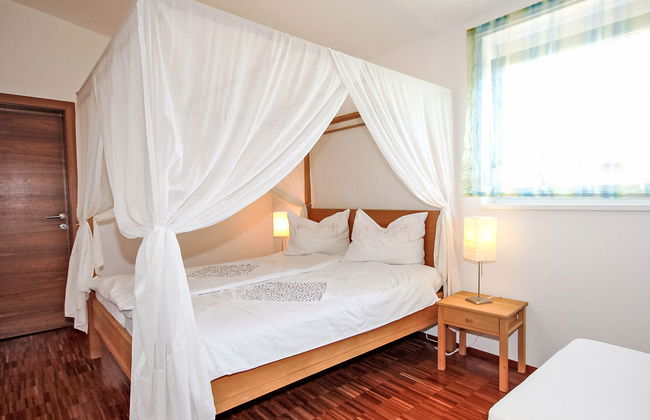 5 bedroom House in Velden am Wörther See with private pool and garden - Photo 9