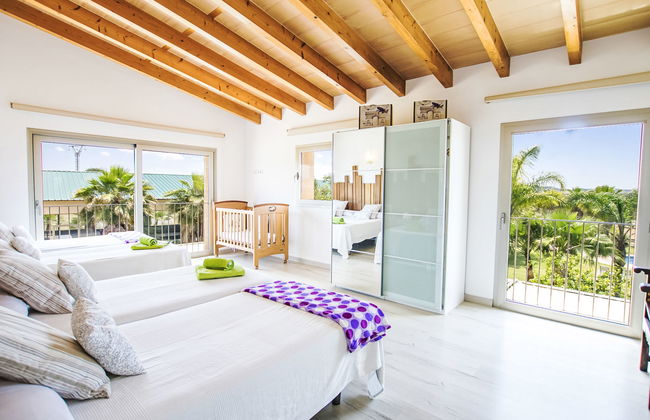 4 bedroom House in Maria de la Salut with private pool and garden - Photo 18