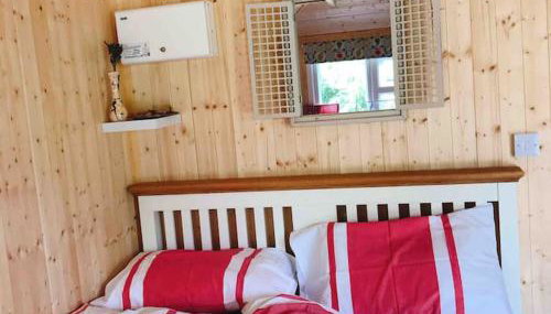 Cosy Private Cabin with parking in good location - Foto 4