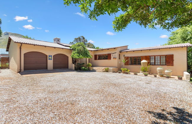 Panaderos - Photo 29