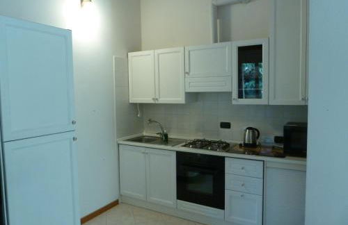 LA STANZA SUI CEDRI - Smart working - Airport - Private Parking - Ducati - Philip Morris - Foto 16