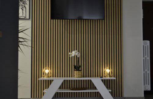 Green and Blue Apartment - Metro C, Free Parking and Wifi - Foto 41