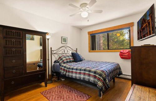 Sierra Pines Retreat - Sleeps 6 - Foto 6