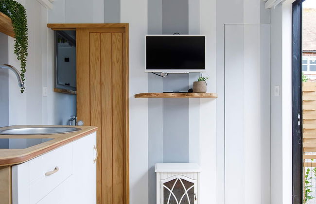 Gorgeous Shepherds Hut - Walk to Beach Pub - Foto 6