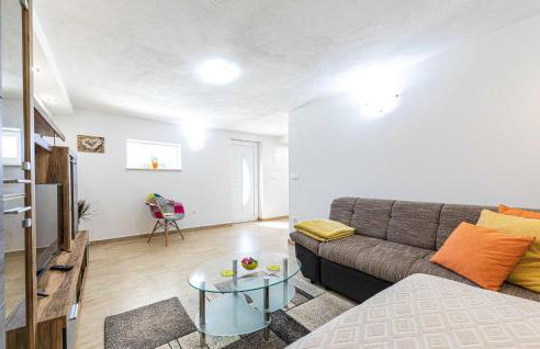 Amazing Home In Prgomet With Wifi - Foto 5