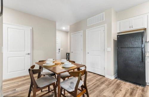 Luxe 1BR/1BA: Dive, Rest, Explore. Book Now! - Foto 5