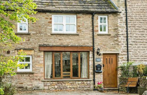 Castle House Cottage - Photo 1