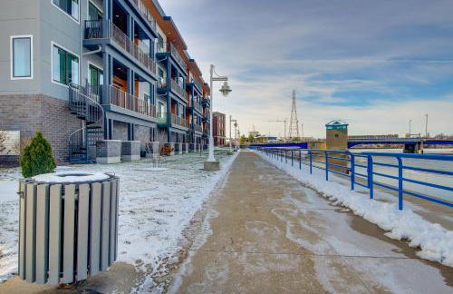 Modern South Pier Condo on Sheboygan River! - Foto 26