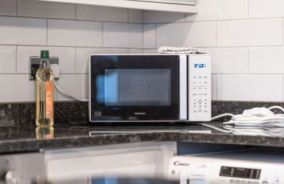 Central 1BDR Apartment By Torr Property Group Short Lets & Serviced Accommodation With Free WiFi Stratford Upon Avon - Foto 16