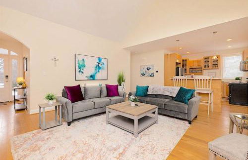 Stoney Creek Cottage Wintergreen w EV Charger - Foto 64