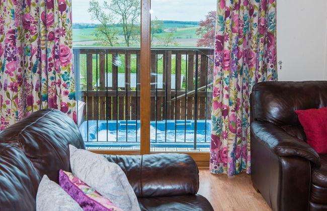 Skylark Lodge With Hot Tub Near Cupar, Fife - Foto 9