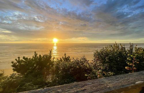 Ocean Front with Spectacular Views! 2 Bedroom, 2 Bath! Seal Rock Cottage! - Foto 37