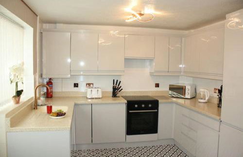 Gorgeous 3 bed House In Milton Keynes - Photo 25