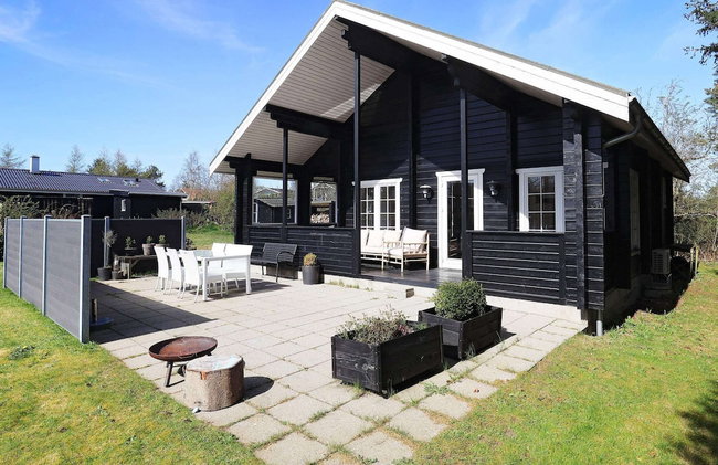 7 Person Holiday Home in Logstor - Foto 23