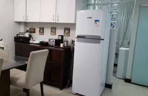 PRAIA DA COSTA - 1 Quadra do Mar - Foto 17