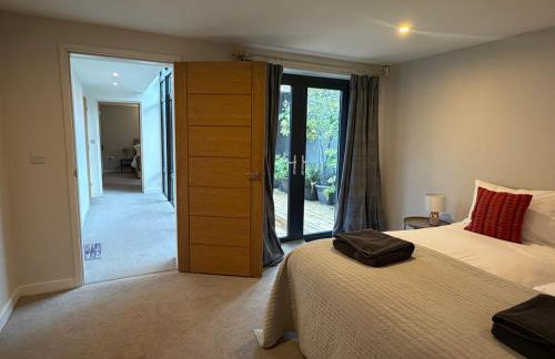 The Lookout - Unique Architectural Modern Home - Foto 16