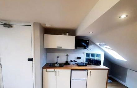 Alross studio flat / private bathroom - Foto 16