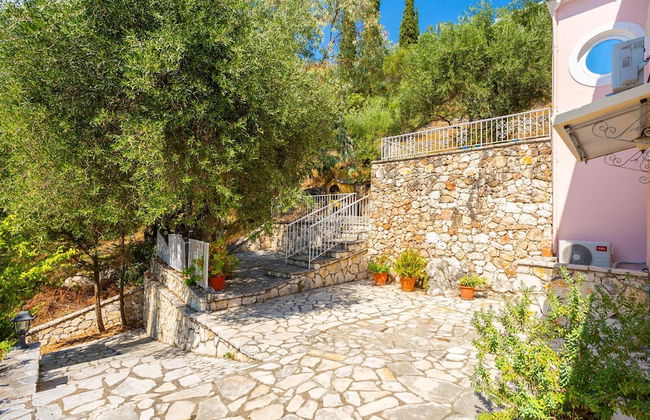 Villa Petros Large Private Pool Walk to Beach Sea Views A C Wifi Car Not Required - 180 - Foto 52