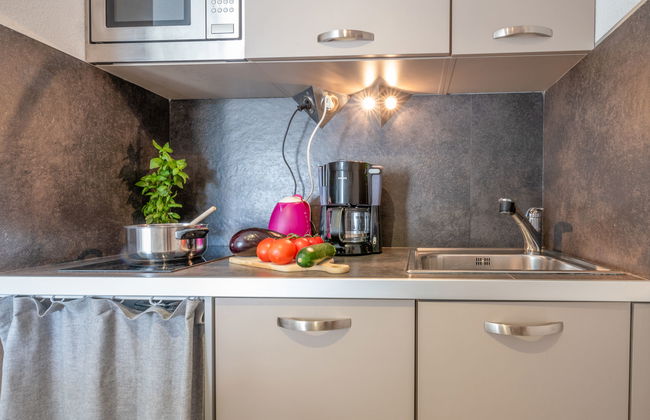 1 bedroom Apartment in La Grande-Motte with swimming pool and garden - Photo 15