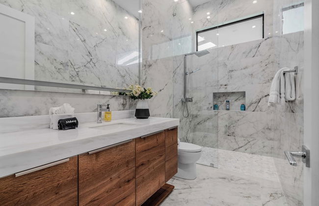 Sleeps 17 Pool & Pickleball Sun-kissed Desert Escape Bravo Villa #1 by Avantstay - Foto 35