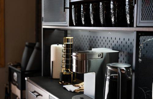 4000 SF, 20 Acre Gated Luxe Estate, Game Room, Pano View, Pool, Spa - Foto 15