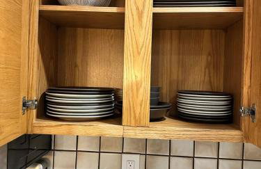 Nature's Nest - Woodland Retreat - Fireplace - Quiet and Cozy - Foto 25